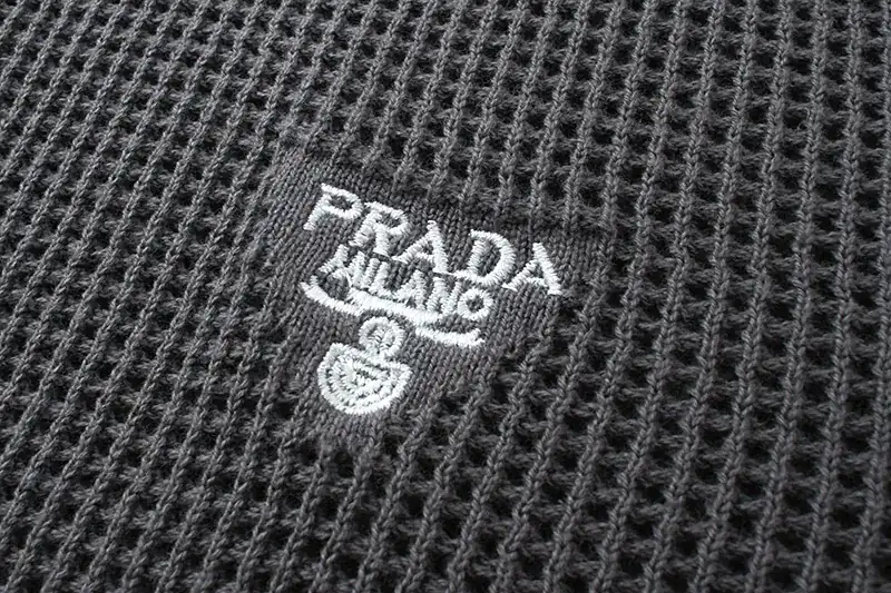 PRAD 25SS Spring Summer New Embroidered Fashion Cotton Blend Mesh Knit Crewneck Short Sleeve