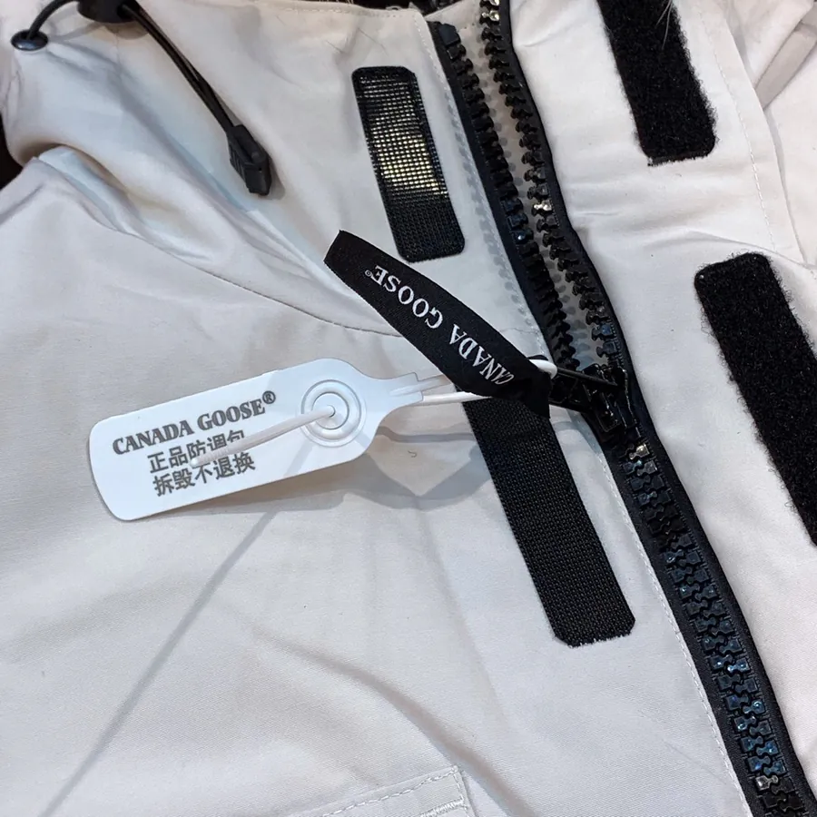 Canada Goose Far East 08 Series Down Jacket