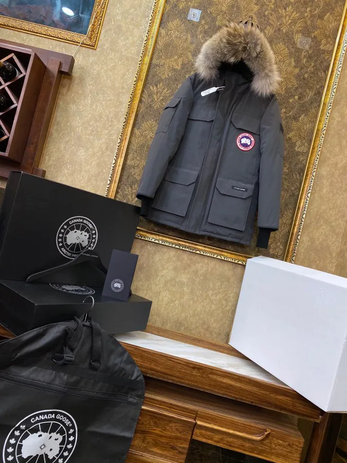 Canada Goose Far East 08 Series Down Jacket Graphite Grey