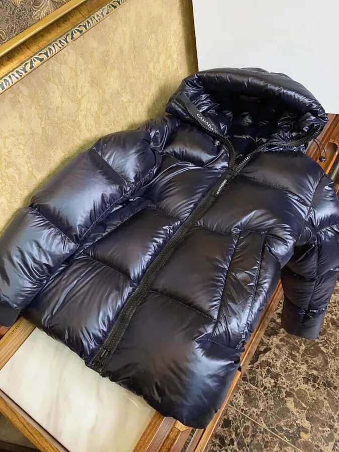 Canada Goose Premium Down Jacket for Men and Women