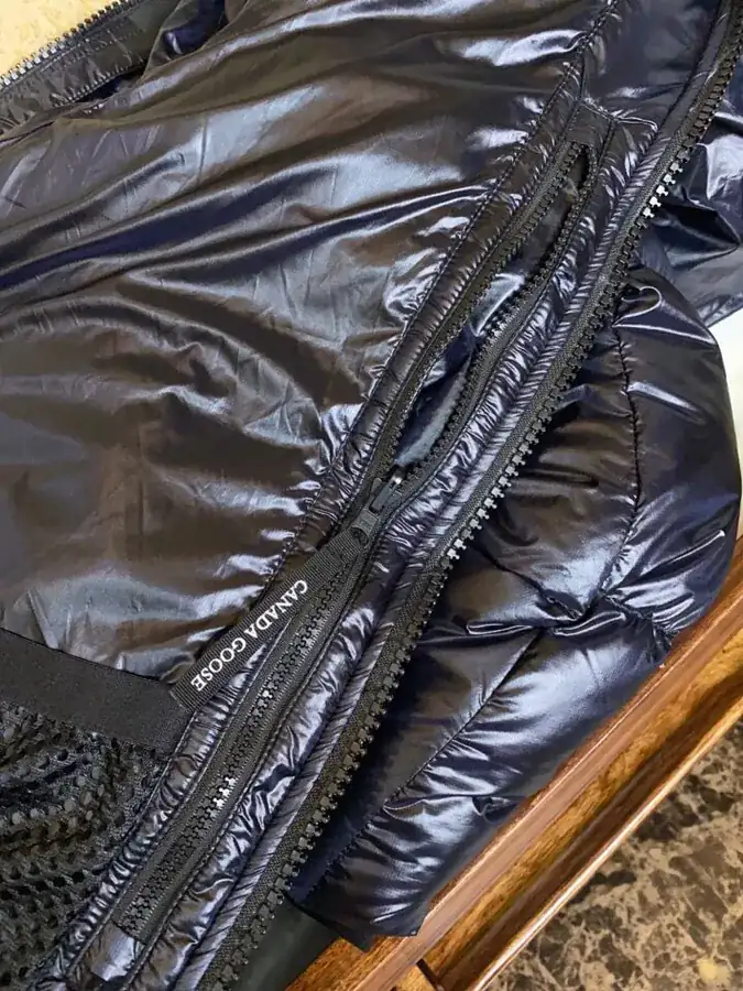 Canada Goose Premium Down Jacket for Men and Women