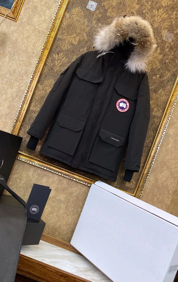Canada Goose Far East 08 Series Men's and Women's Down Jacket