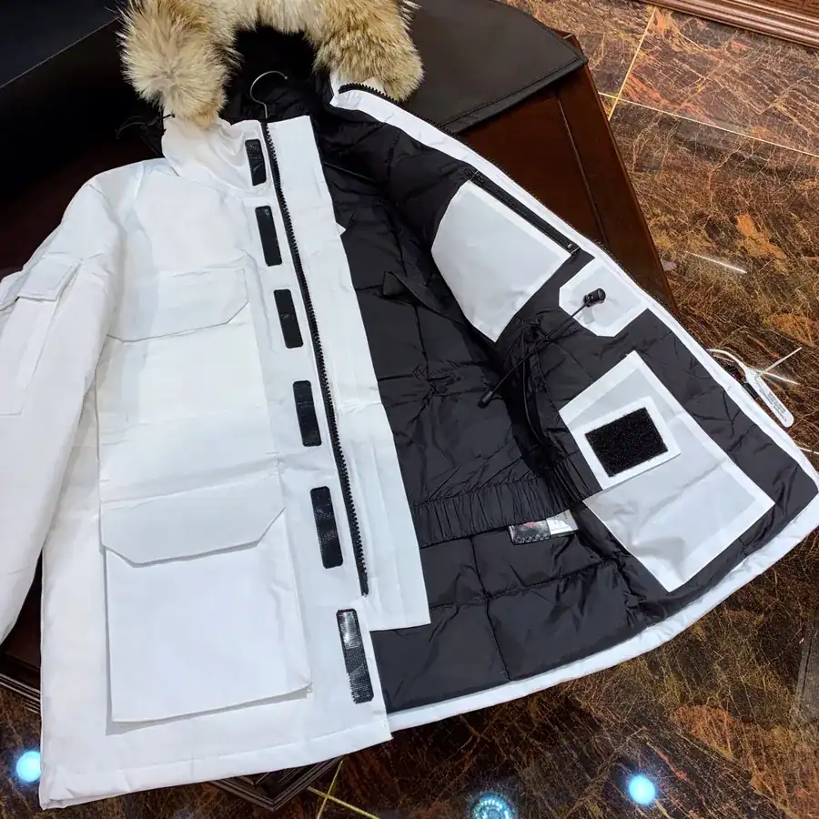 Canada Goose Far East 08 Series Down Jacket