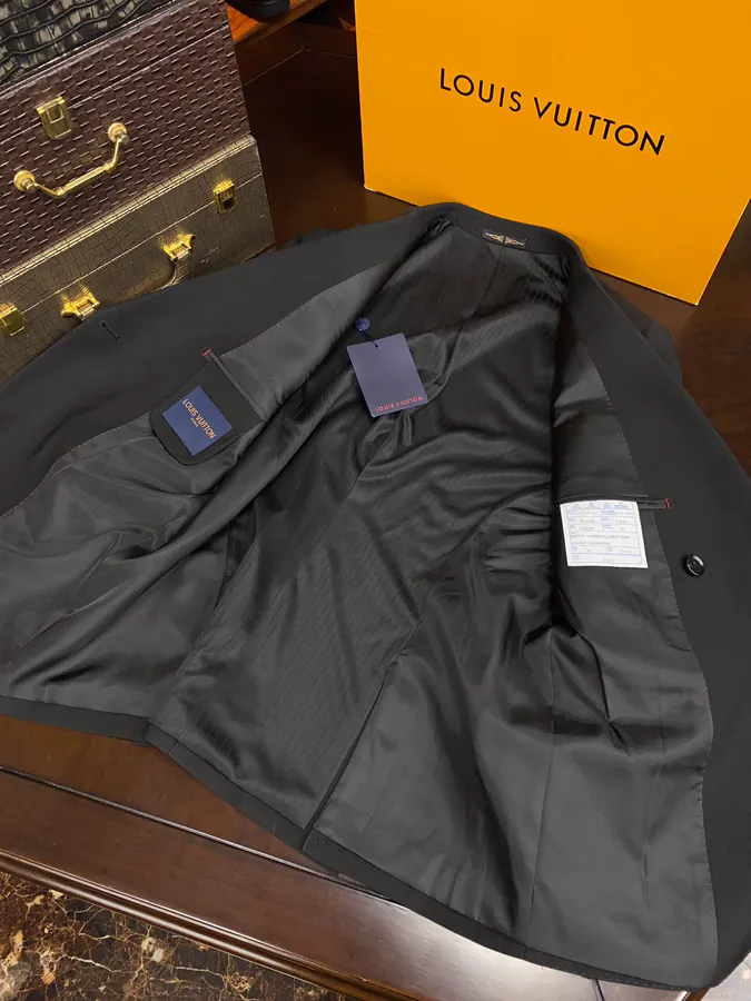 Men's Prestige Exclusive Suit Set Tailored Business & Casual Wear