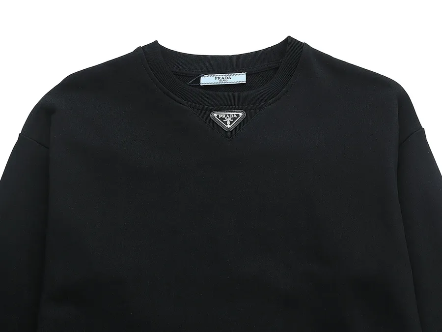 PRAD Metal Triangle Logo Classic Vintage Round Neck Sweatshirt