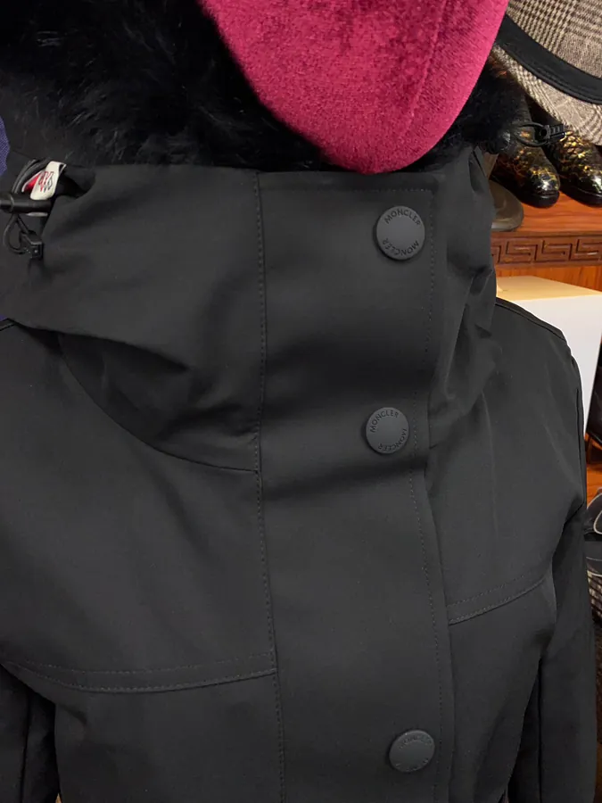 Monte Premium Winter Ski Jacket with Oversized Fox Fur Trim