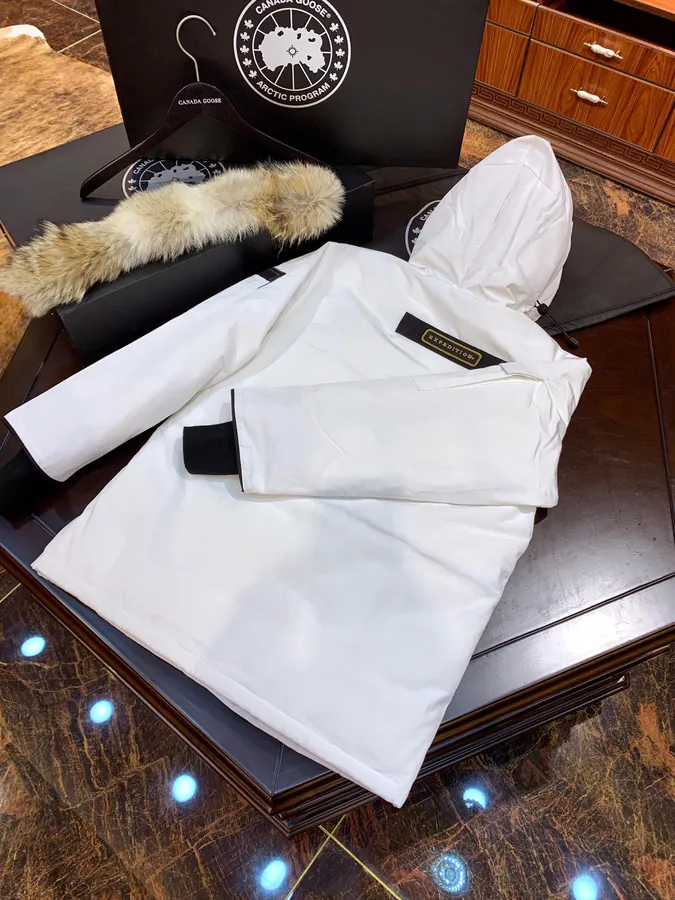 Canada Goose Far East 08 Series Down Jacket Pure White, Unisex