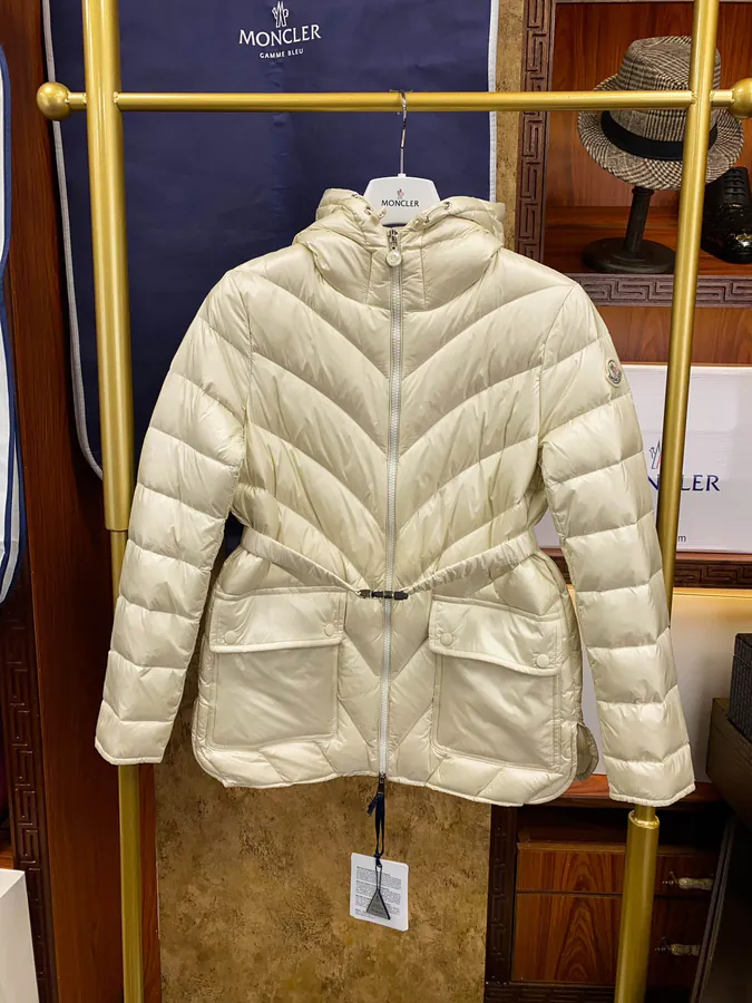 Argenno Women's Lightweight Down Coat with Adjustable Waistband