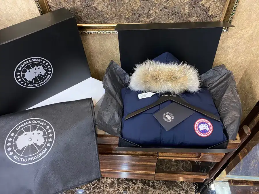 Canada Goose Far East 08 Series Down Jacket Blue