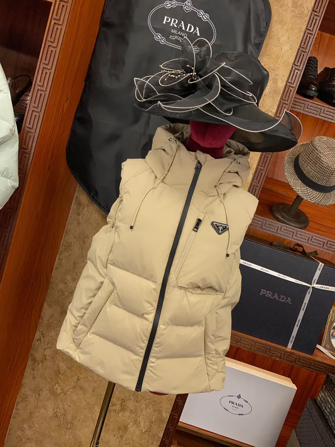 PRAD@ Premium Down Vest with Hood 2023 Autumn Winter Latest Design