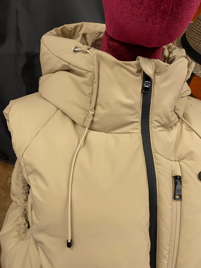 PRAD@ Premium Down Vest with Hood 2023 Autumn Winter Latest Design