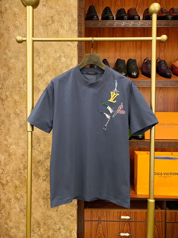 New Arrival! Premium Version 195 1V, Lucci Brand, Stylish Short Sleeve for Men and Women