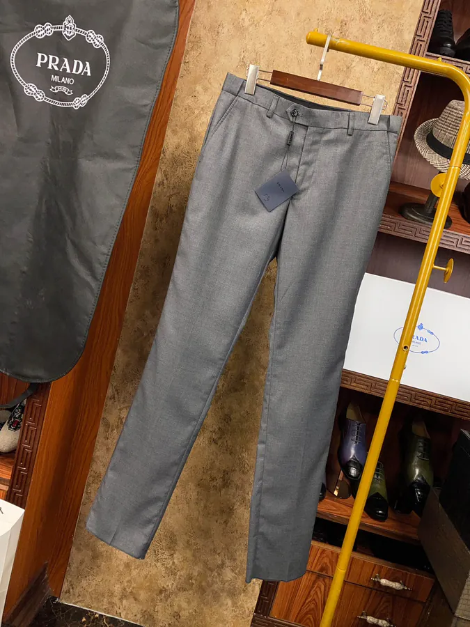 Prad@普拉达 Men's Premium Leisure Suit Set