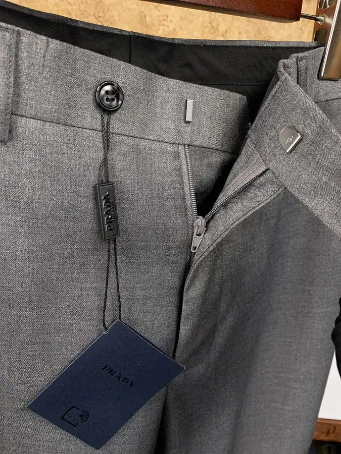 Prad@普拉达 Men's Premium Leisure Suit Set
