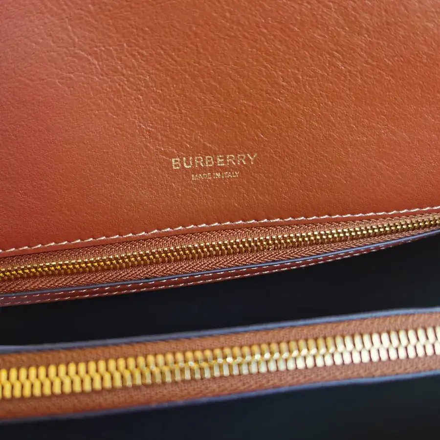 Burberry Title Teller Handbag