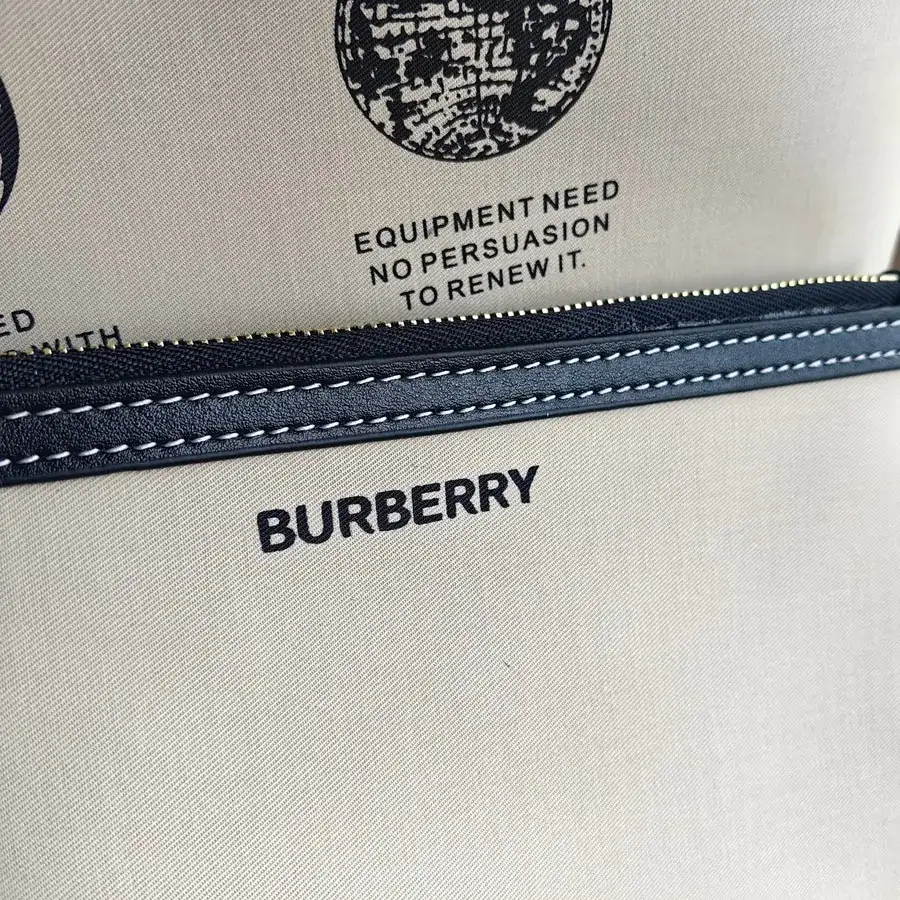 Burberry Bucket Bag Medium Size