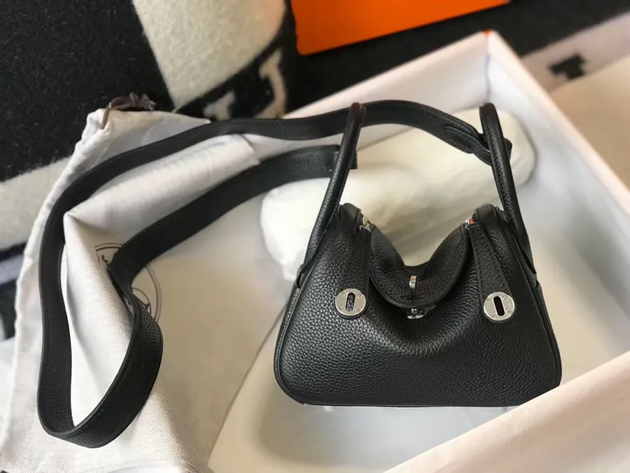 Mini Lindy Togo Bag in Top Grain Calfskin