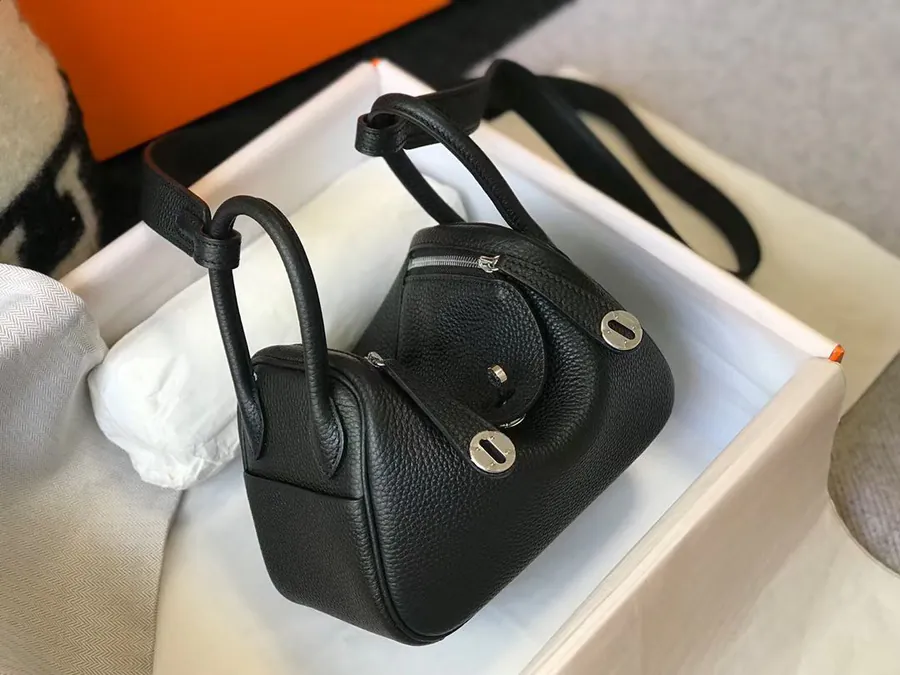 Mini Lindy Togo Bag in Top Grain Calfskin