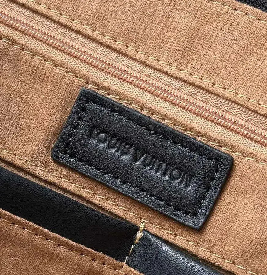 LV Password Lock Briefcase Premium Italian Calfskin, 2829 1L