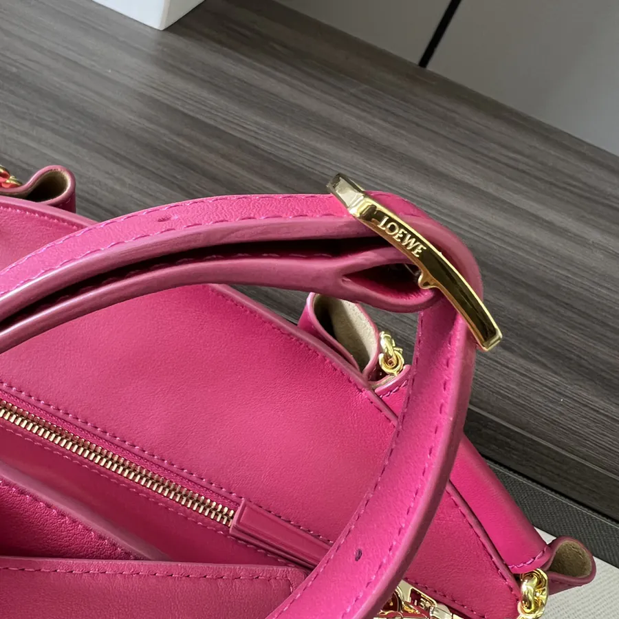 Lifestyle New Mini Calfskin Chain Strap Paseo Handbag