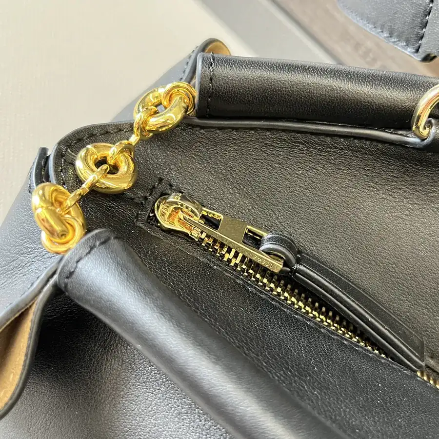 L'Autre Chaîne Paseo Handbag