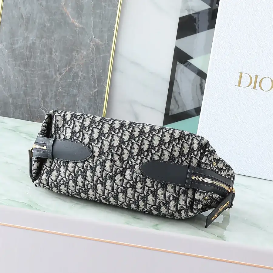 D Journey Handbag in Vintage Style