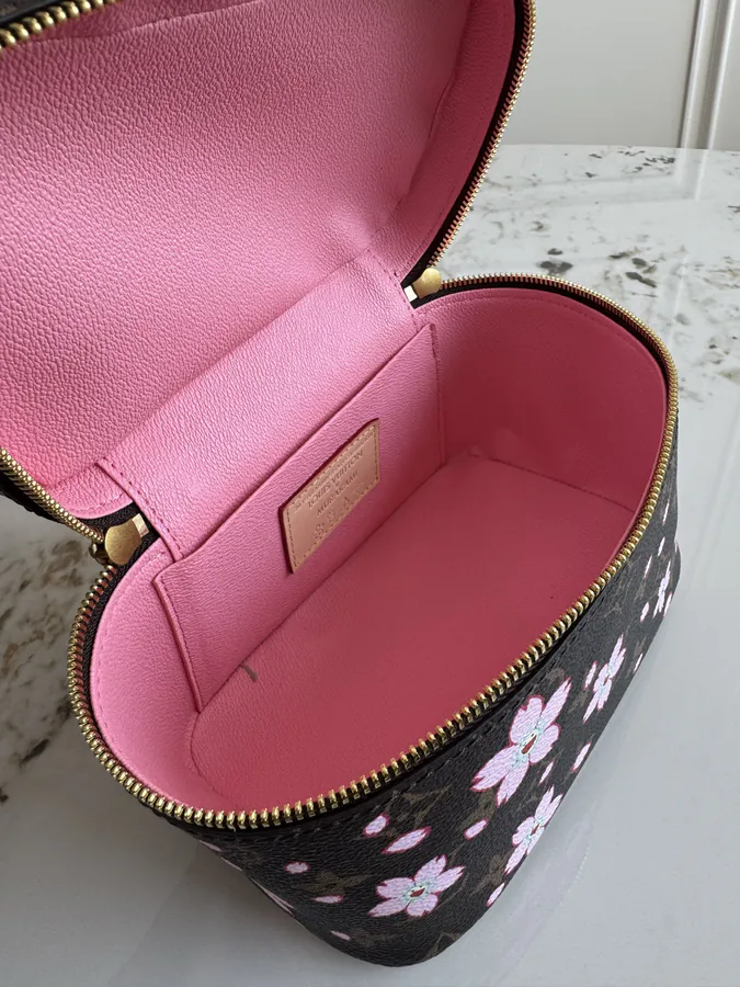 Nice Mini Wash Bag with Cherry Blossom Pattern