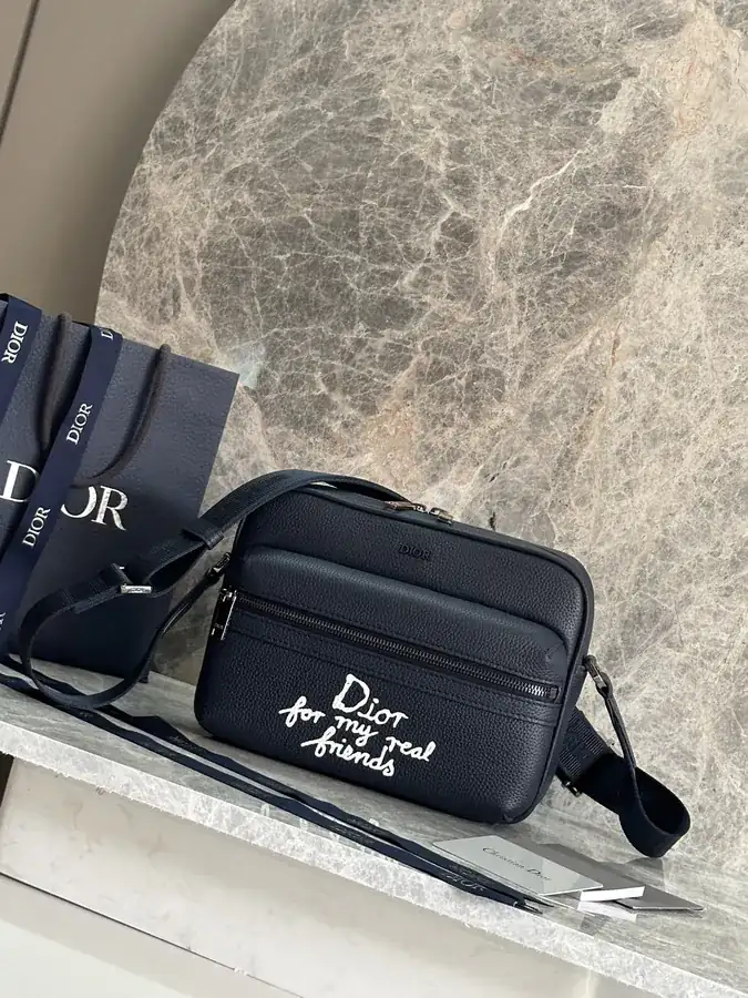 AND HYLTON NEL Limited Edition Rider 2.0 Zip Messenger Bag