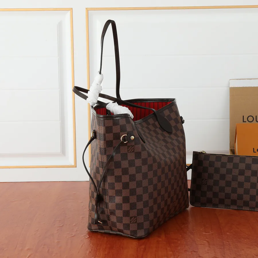LV NEVERFULL Midsize Handbag M40995