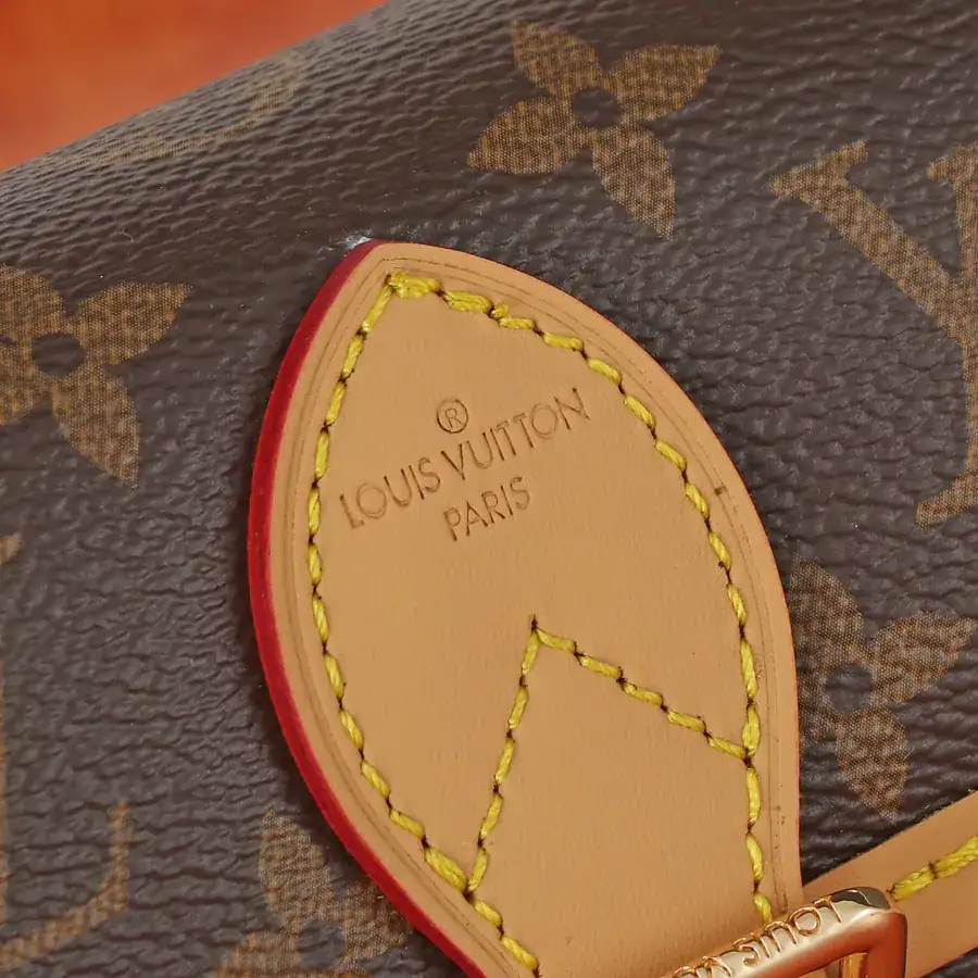 Nano DIANE Handbag Exclusive Channel, 360 Degree View, High Quality Craftsmanship