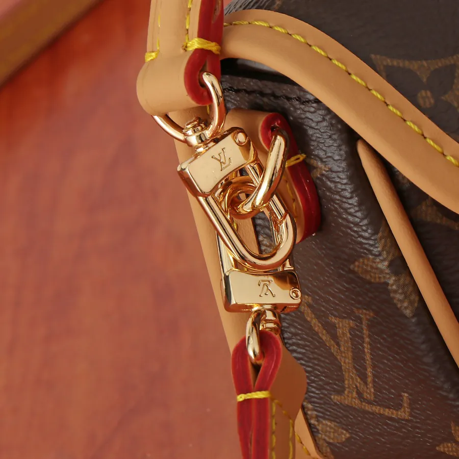 Nano DIANE Handbag Exclusive Channel, 360 Degree View, High Quality Craftsmanship