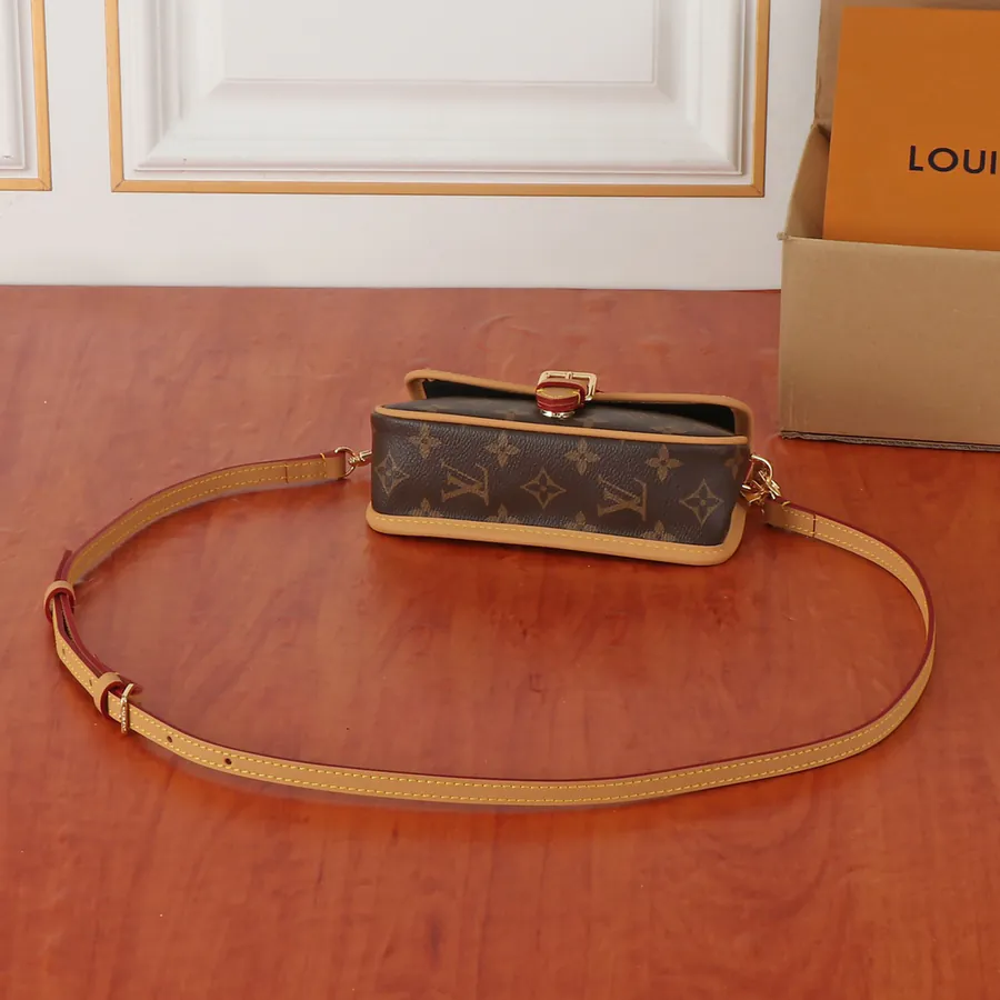 Nano DIANE Handbag Exclusive Channel, 360 Degree View, High Quality Craftsmanship