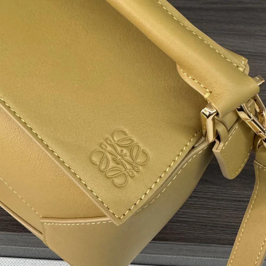 Anagram Puzzle Edge Small Handbag