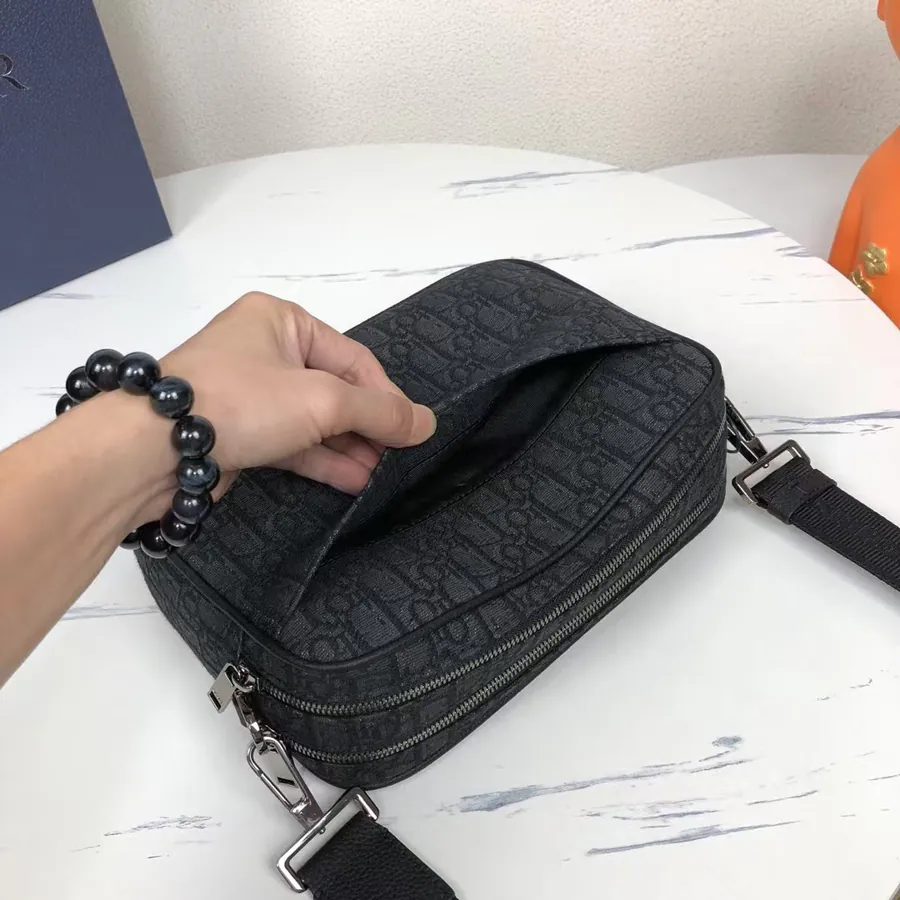 Holdmark Safari Messenger Bag Black Grained Calfskin