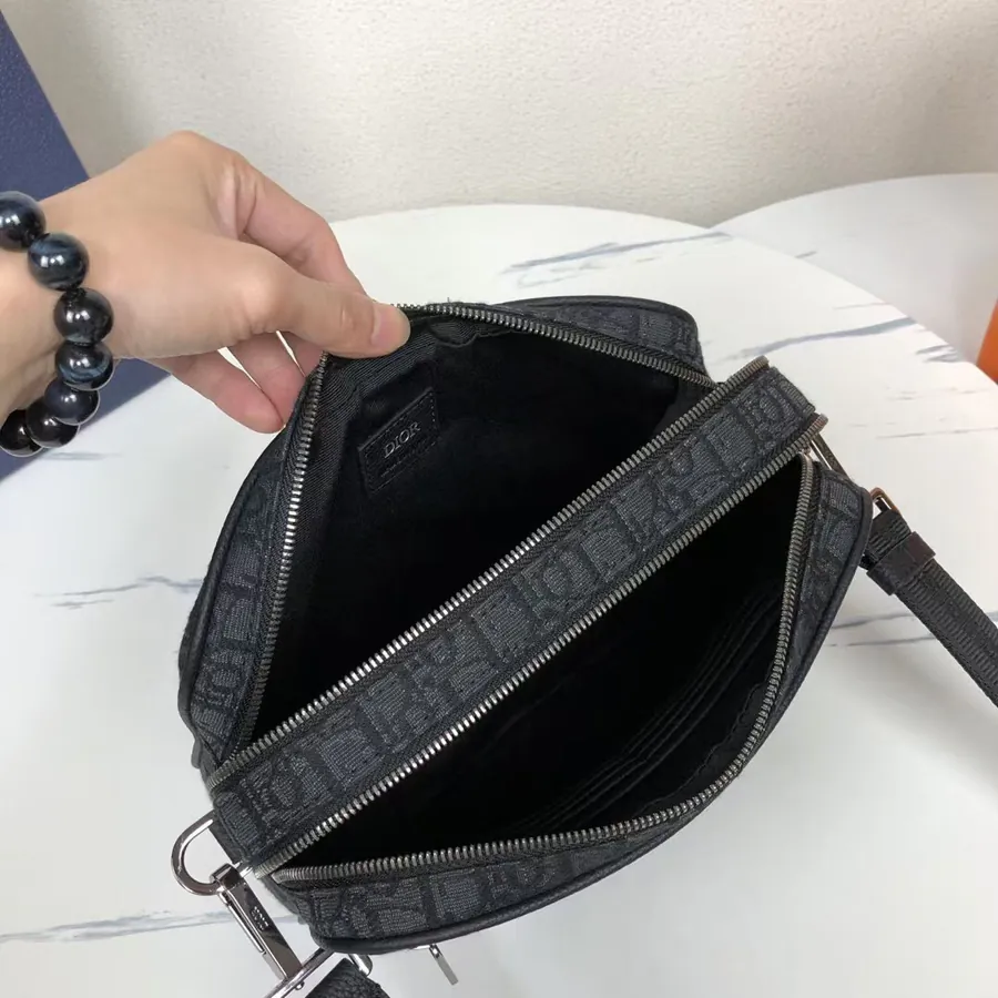 Holdmark Safari Messenger Bag Black Grained Calfskin