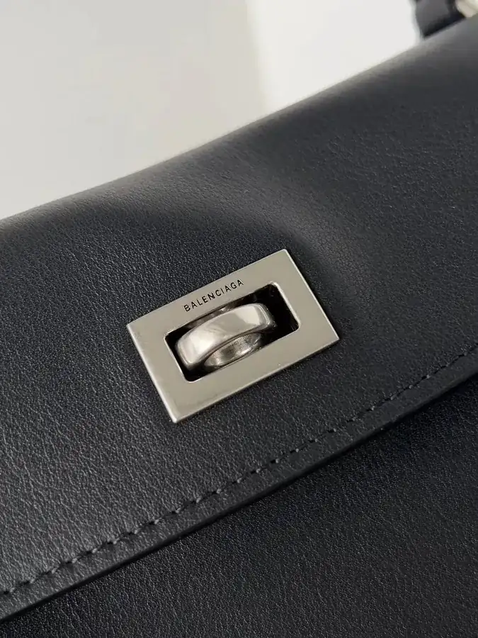 Baleenciaga Rodeo Oversized Bag with Grained Calfskin