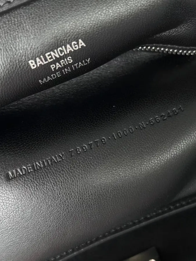 Baleenciaga Rodeo Oversized Bag with Grained Calfskin