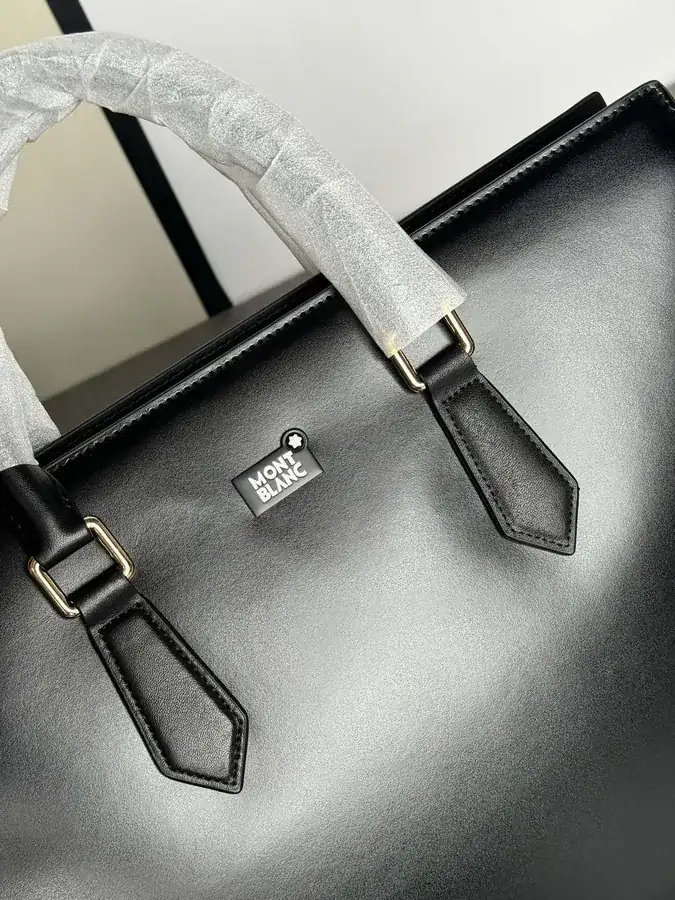 Montblanc 2024 Premium Executive Briefcase with Classic Leather Texture
