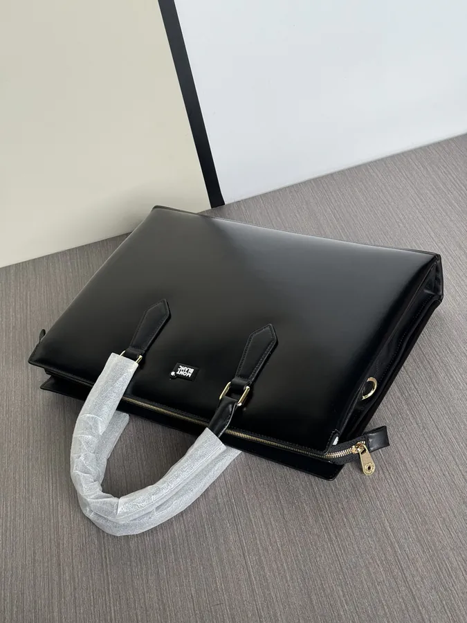 Montblanc 2024 Premium Executive Briefcase with Classic Leather Texture