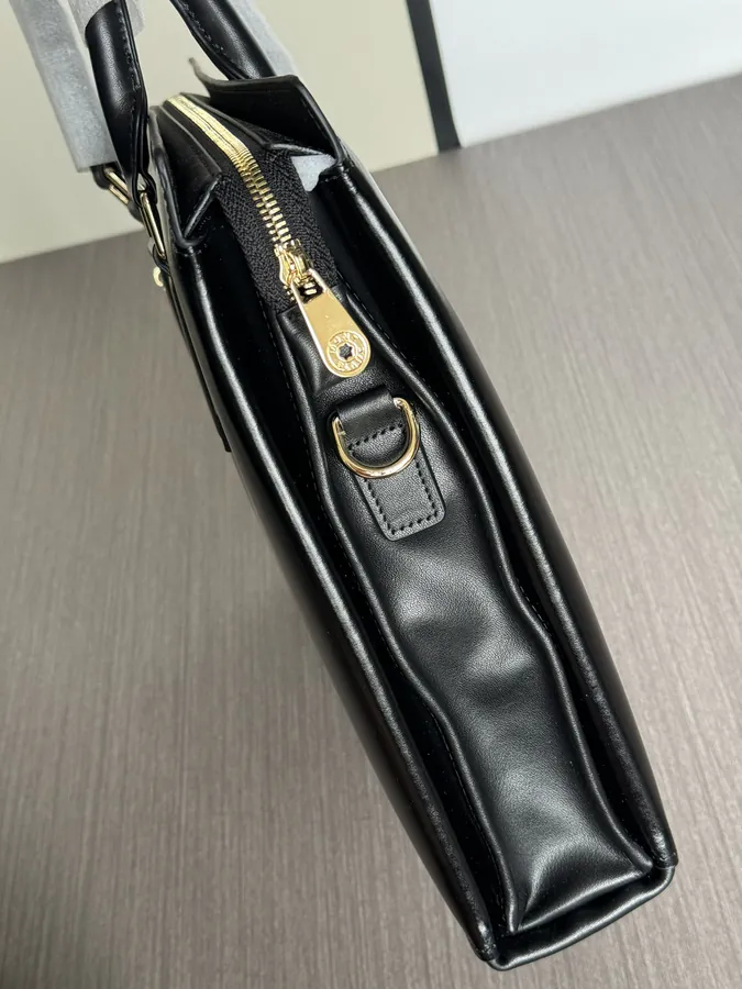 Montblanc 2024 Premium Executive Briefcase with Classic Leather Texture