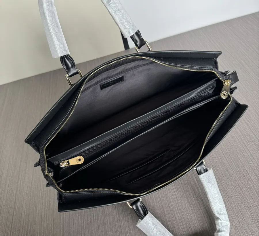 Montblanc 2024 Premium Executive Briefcase with Classic Leather Texture