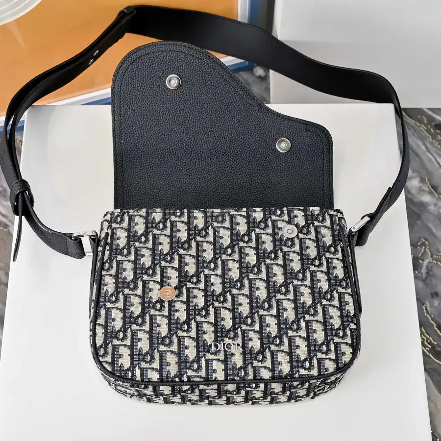 Di.or Mini Saddle Messenger Bag Black Oblique Print