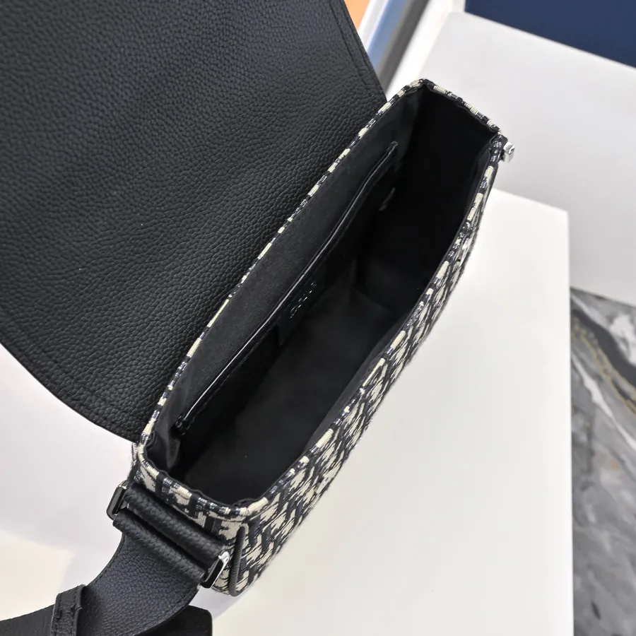 Di.or Mini Saddle Messenger Bag Black Oblique Print