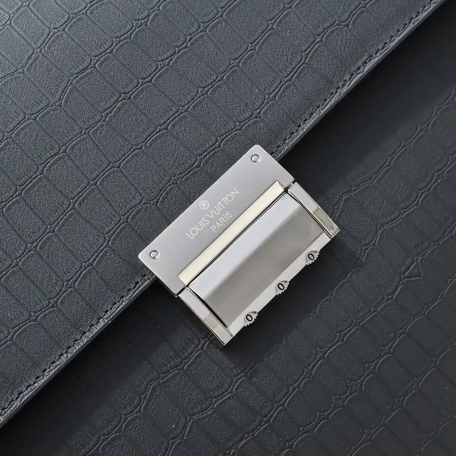 Louis Vuitton Men's New Style Briefcase Tote