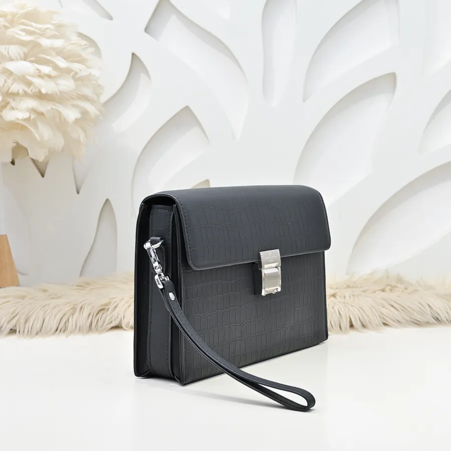 Louis Vuitton Men's Latest Handbag