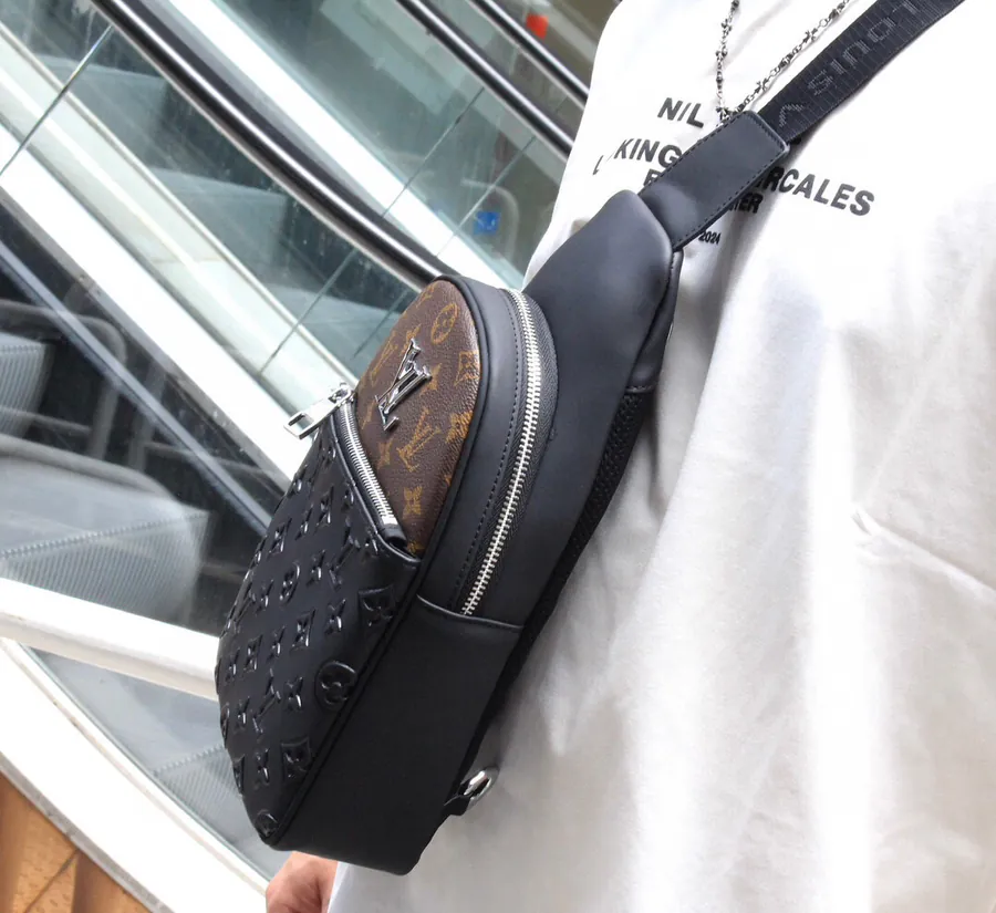 V Vintage Chest Bag with Grained Calfskin