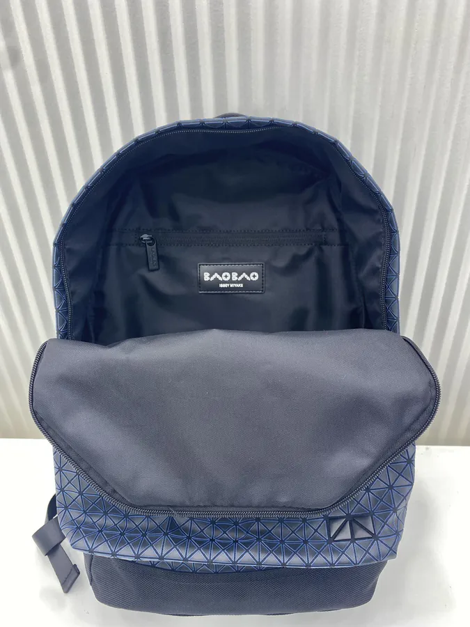 ISSEY MIYAKE BAOBAO Large Tote
