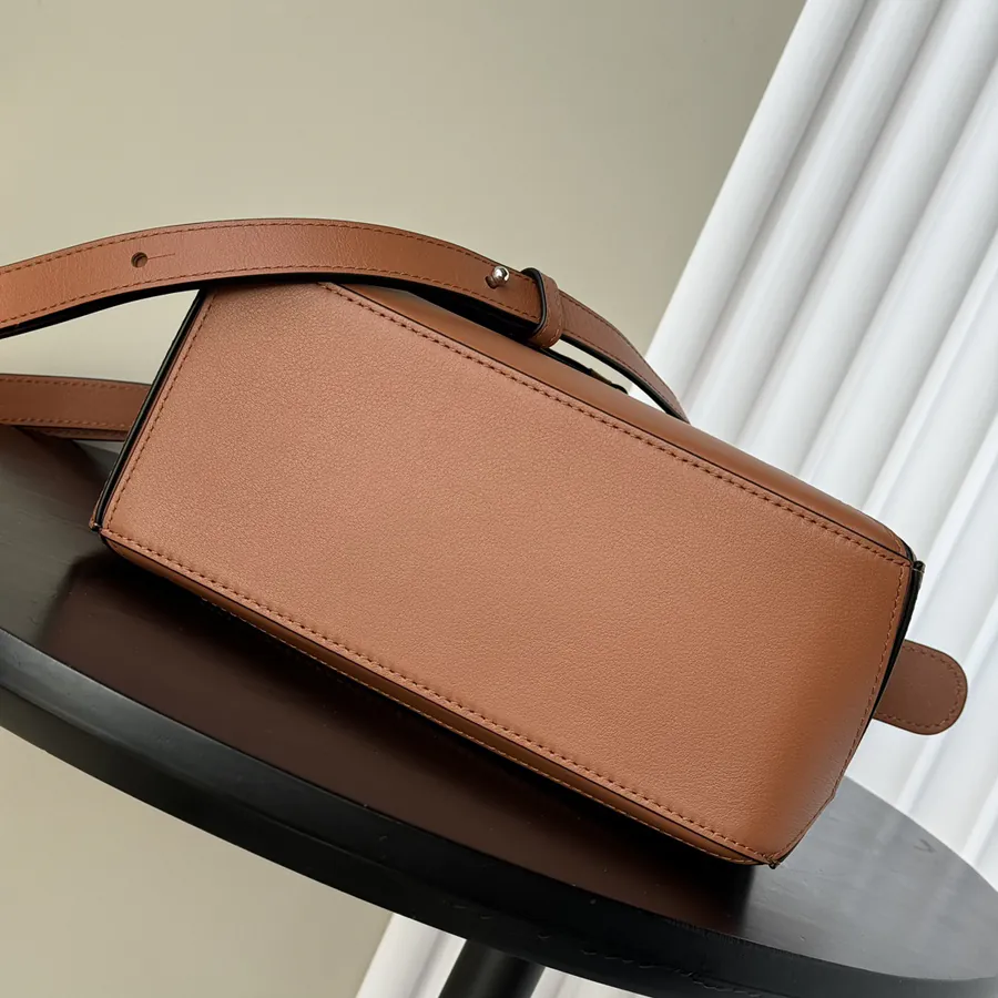 Loewe New Puzzle Small Handbag in Soft Calfskin