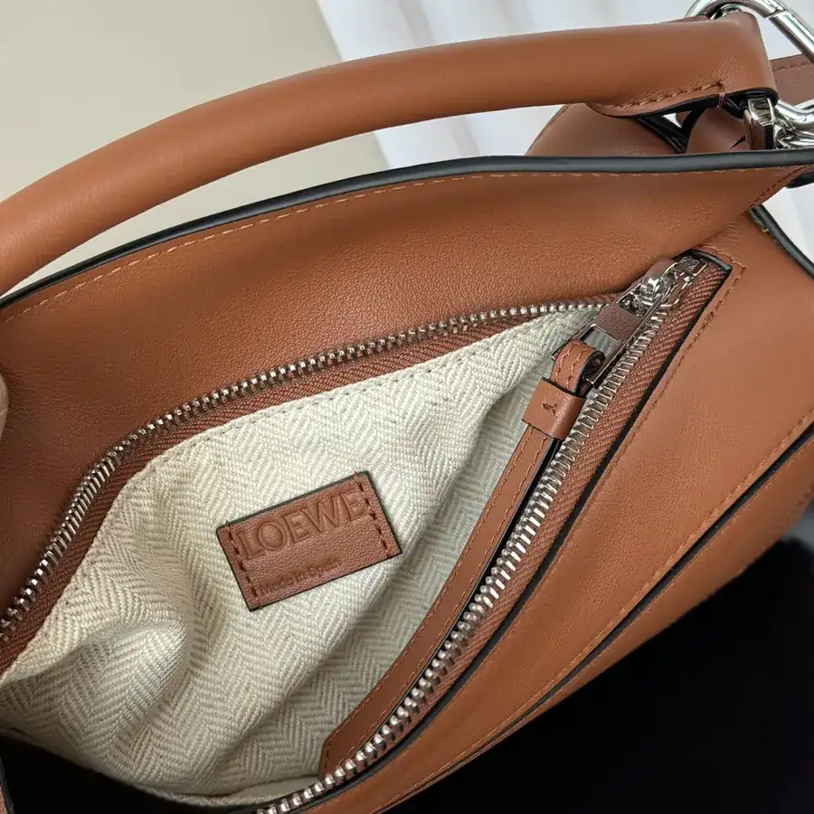 Loewe New Puzzle Small Handbag in Soft Calfskin
