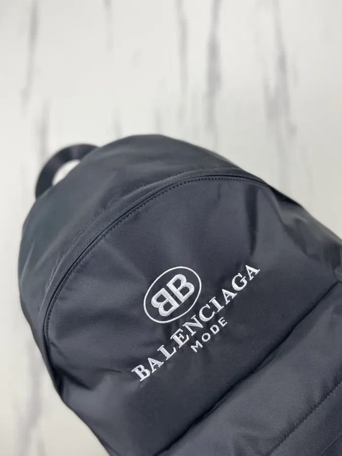 BALENCIAG Explorer Backpack High Fashion Series